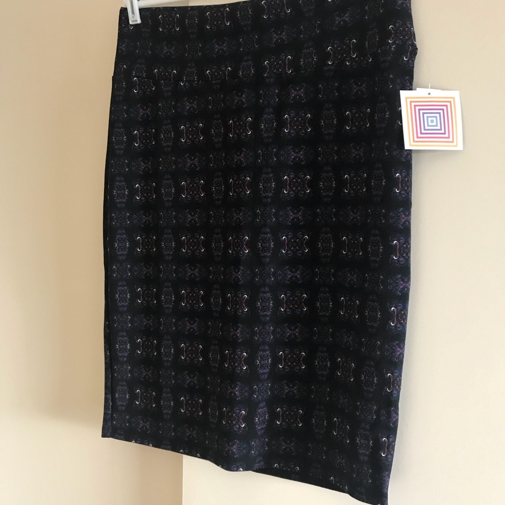 LuLaRoe Cassie 2XL Skirt